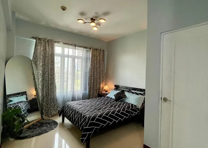 Apartahotel 1br Venice Grand Canal Bgc Luxe Manila