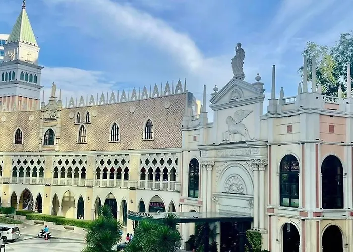 1br Venice Grand Canal Bgc Luxe Apartahotel 3*