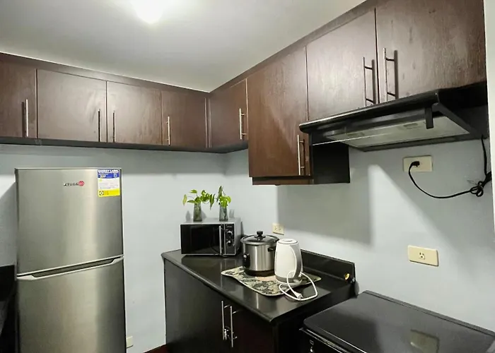 Aparthotel 1br Venice Grand Canal Bgc Luxe Manilla