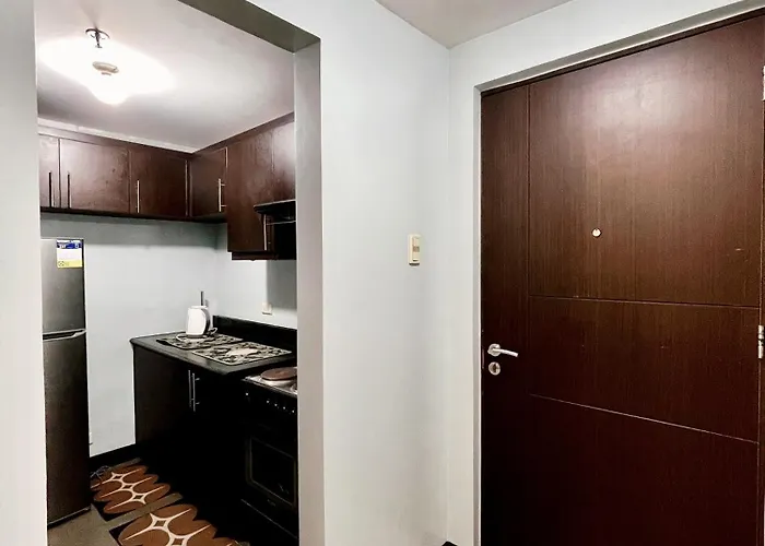 1br Venice Grand Canal Bgc Luxe Apartahotel Manila