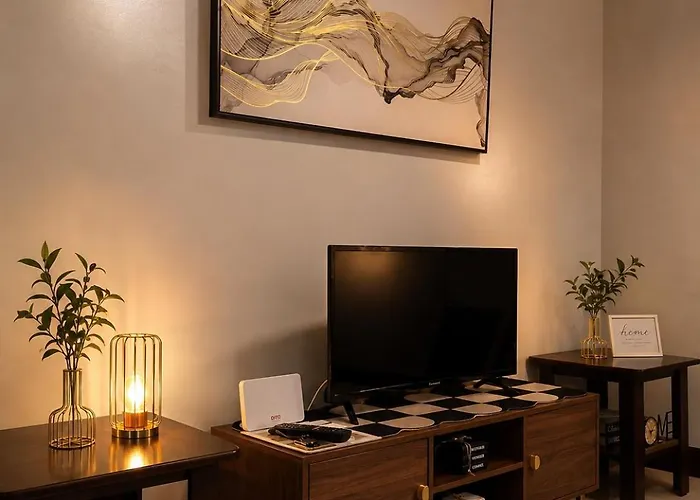 1br Venice Grand Canal Bgc Luxe